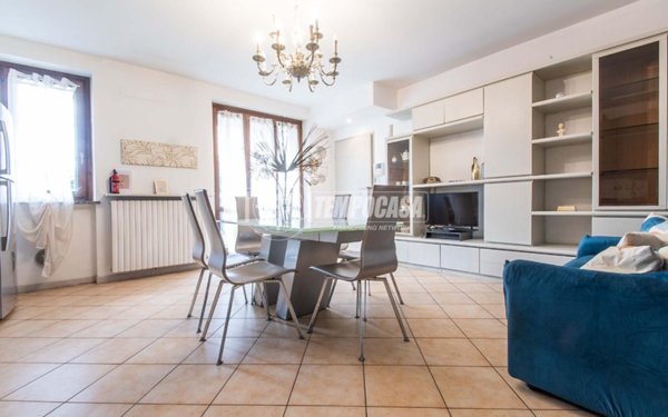 appartamento in vendita a Lodi in zona Paderno