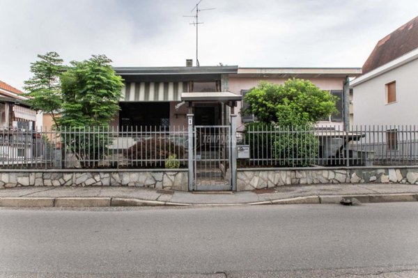 casa indipendente in vendita a Lodi in zona Paderno
