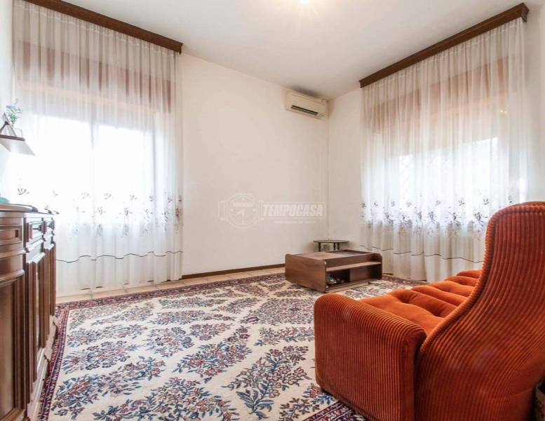 casa indipendente in vendita a Lodi in zona Fanfani