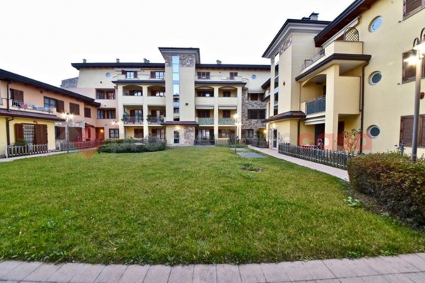 appartamento in vendita a Lodi in zona Paderno