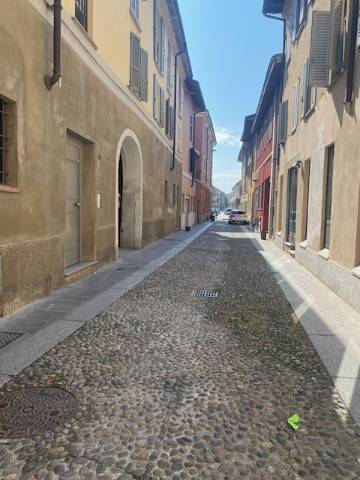 appartamento in vendita a Lodi in zona Centro Storico