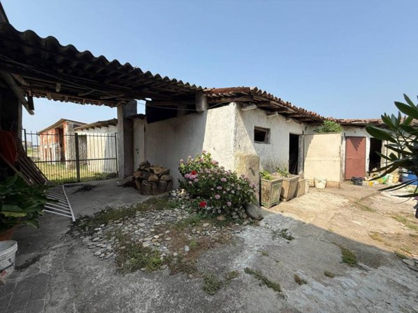 casa indipendente in vendita a Lodi in zona Faustina