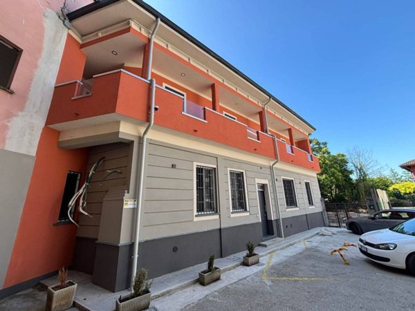 appartamento in vendita a Lodi in zona Torretta