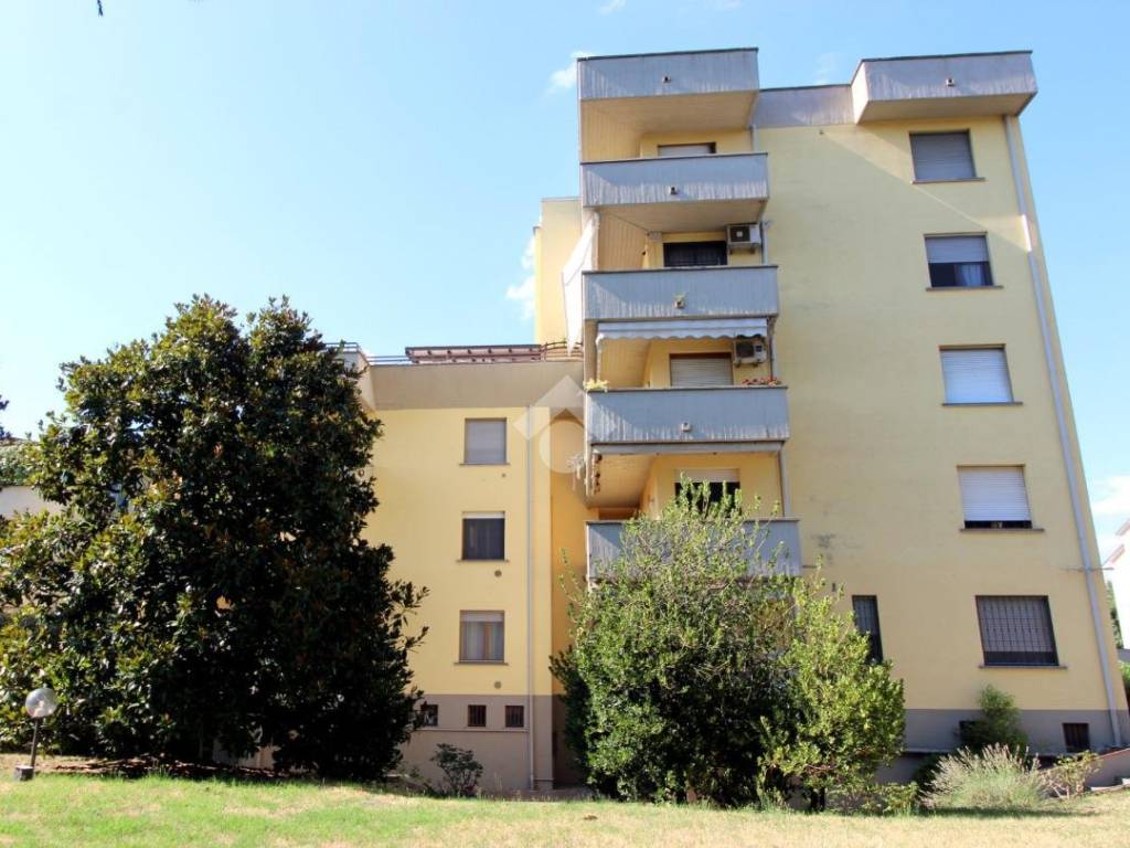 appartamento in vendita a Lodi in zona San Bernardo