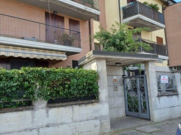 appartamento in vendita a Lodi in zona Faustina