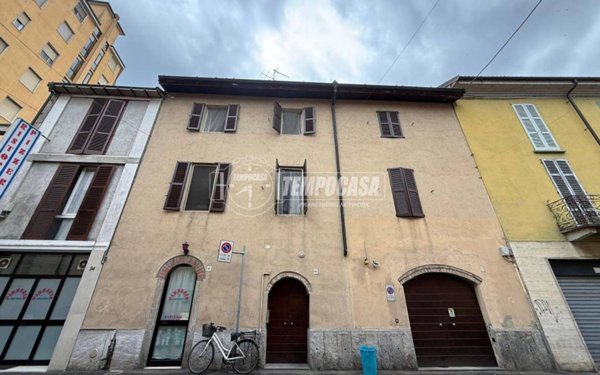 appartamento in vendita a Lodi in zona Centro Storico