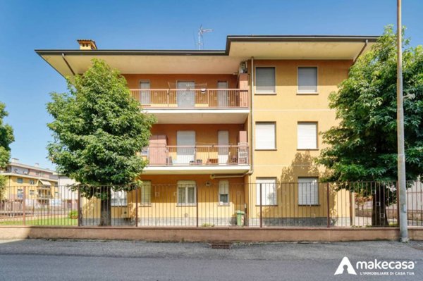 appartamento in vendita a Lodi in zona Fanfani