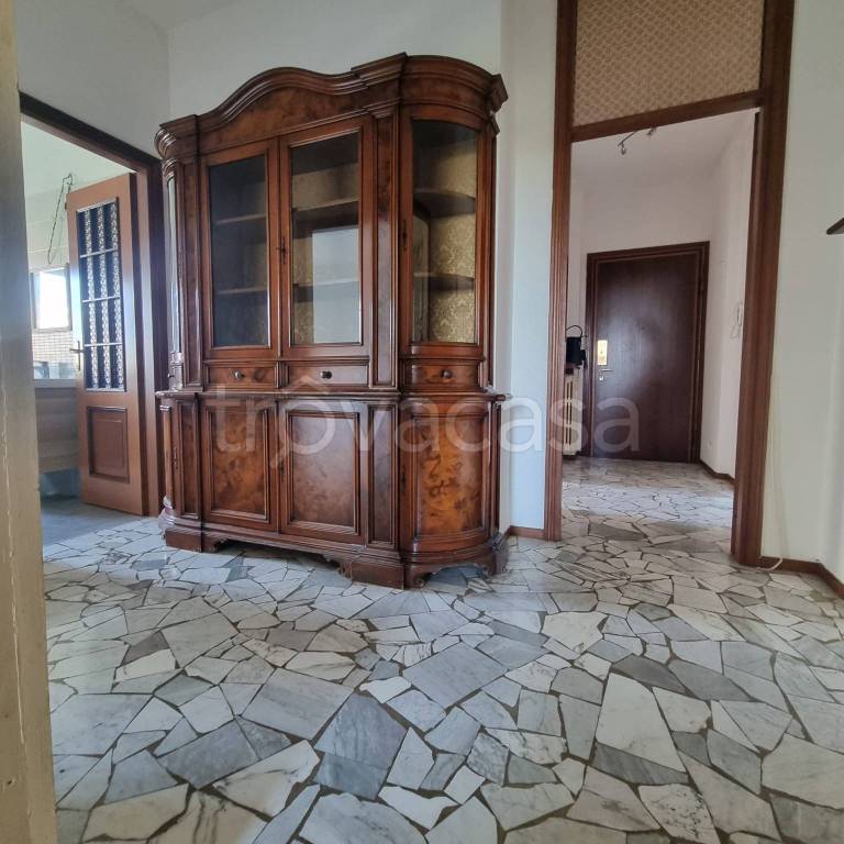 appartamento in vendita a Lodi in zona Corso Mazzini