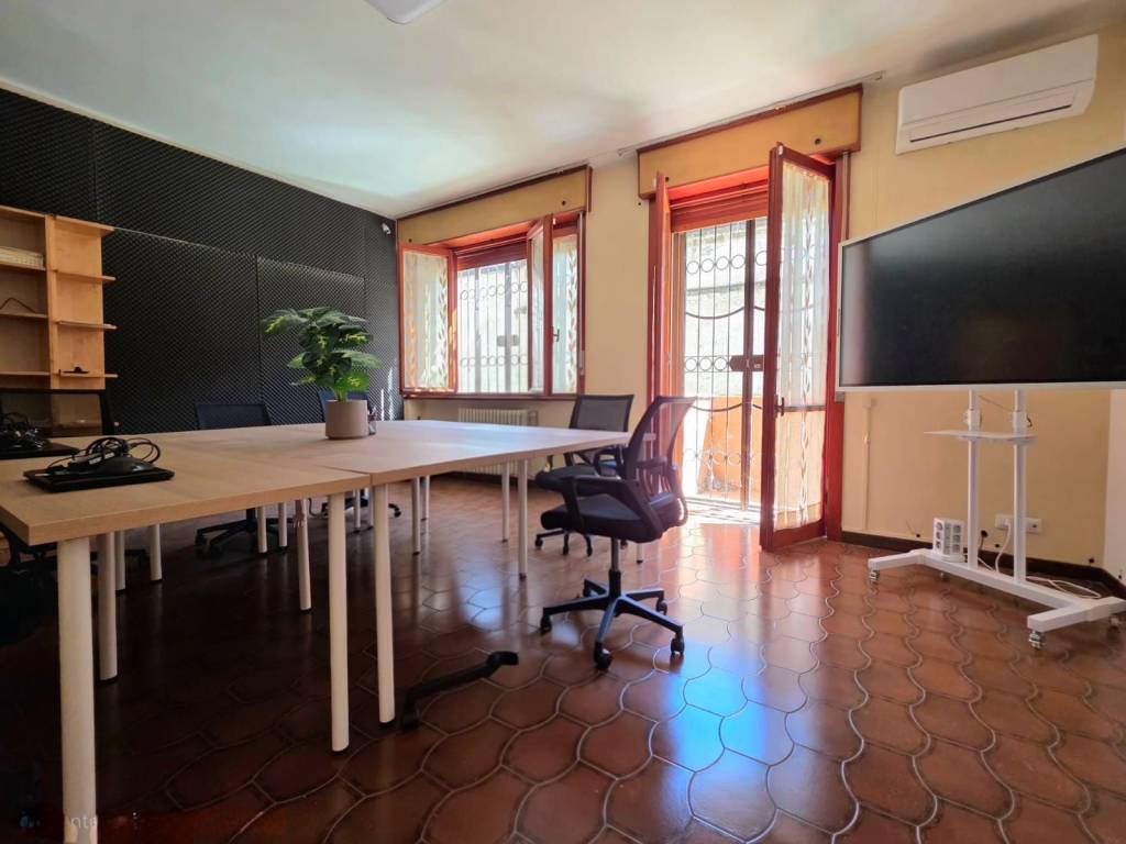appartamento in vendita a Lodi in zona Corso Mazzini