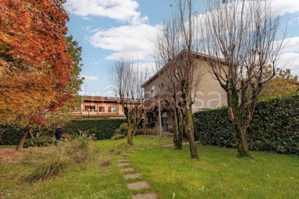 casa indipendente in vendita a Lodi in zona Faustina