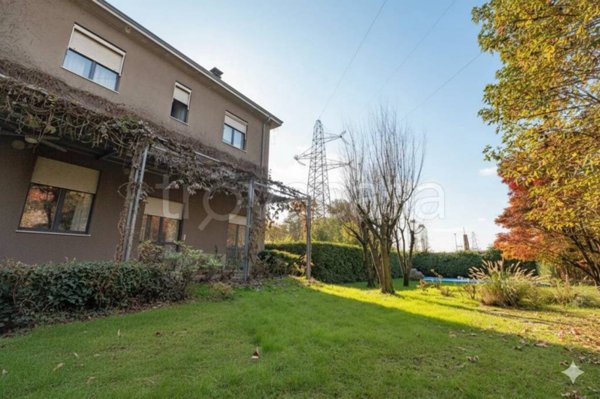 casa indipendente in vendita a Lodi in zona Faustina