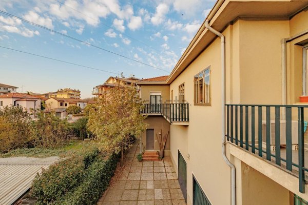 appartamento in vendita a Lodi in zona Faustina