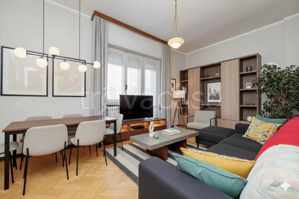 appartamento in vendita a Lodi in zona Faustina