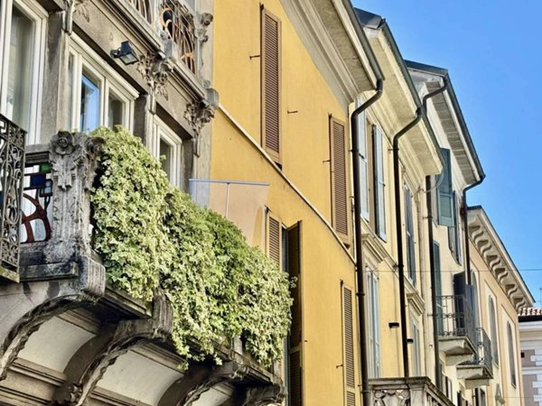 appartamento in vendita a Lodi in zona Centro Storico