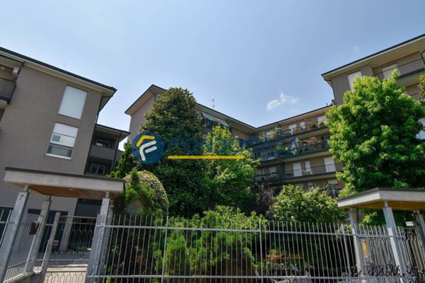 appartamento in vendita a Lodi in zona Fanfani