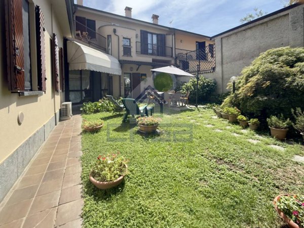 casa indipendente in vendita a Lodi in zona Fanfani