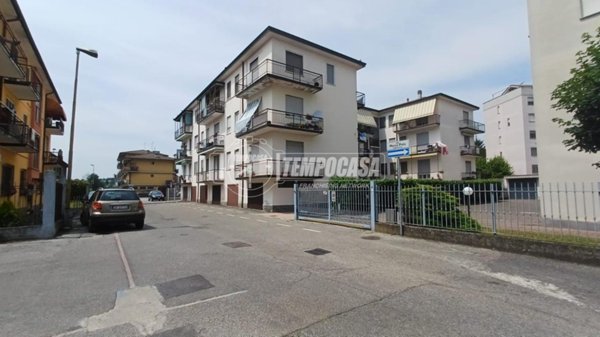 appartamento in vendita a Lodi in zona Fanfani