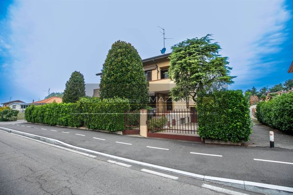 casa indipendente in vendita a Lodi in zona Paderno