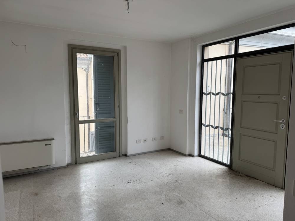 ufficio in vendita a Lodi in zona Centro Storico