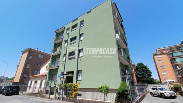 appartamento in vendita a Lodi in zona Fanfani