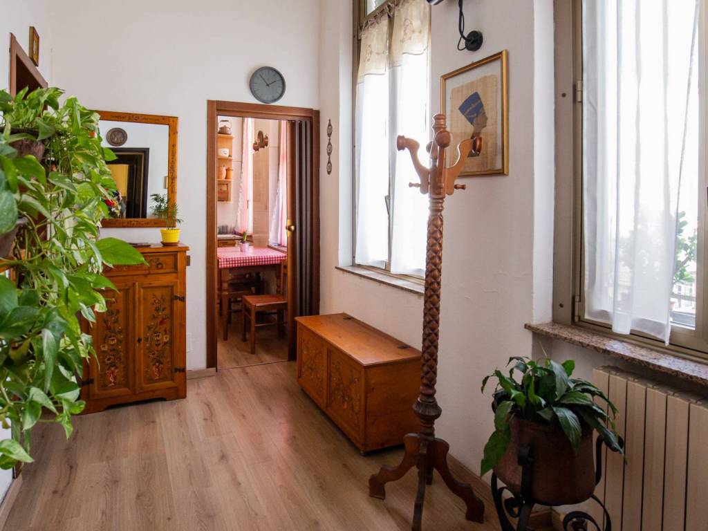 appartamento in vendita a Lodi in zona Città Bassa