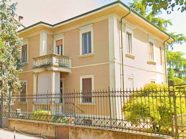 appartamento in vendita a Lodi in zona Centro Storico
