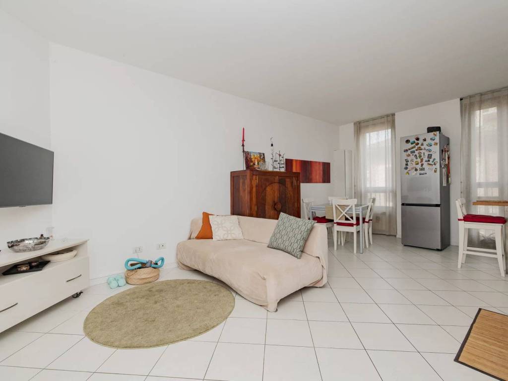 appartamento in vendita a Lodi in zona Olmo