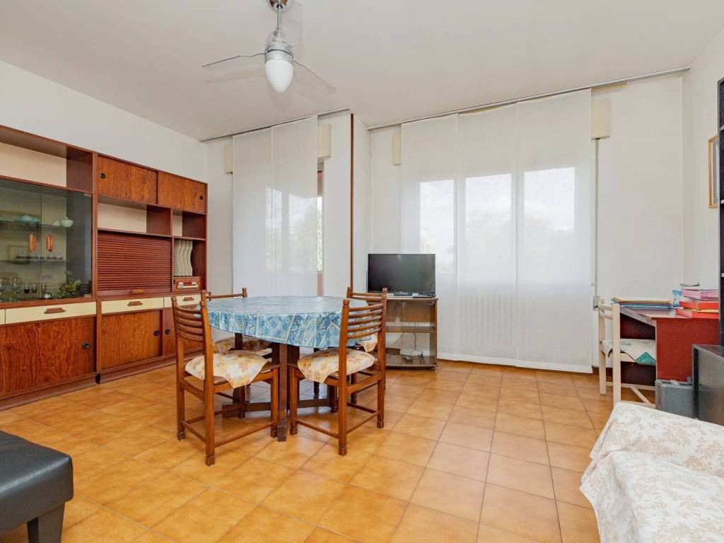 appartamento in vendita a Lodi in zona San Fereolo