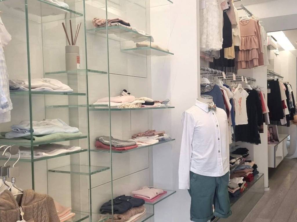 negozio in vendita a Lodi in zona Centro Storico