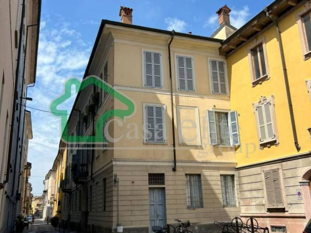 appartamento in vendita a Lodi in zona Centro Storico