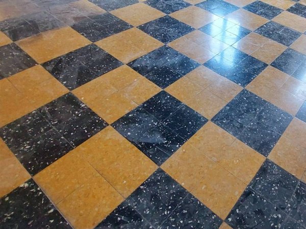 appartamento in vendita a Lodi in zona Centro Storico