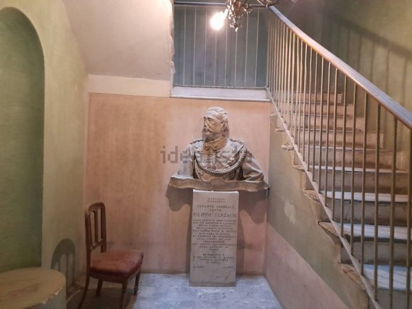 appartamento in vendita a Lodi in zona Centro Storico