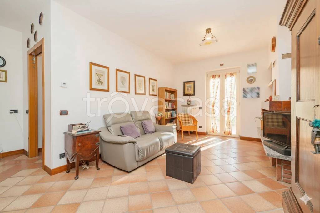 appartamento in vendita a Lodi in zona San Bernardo