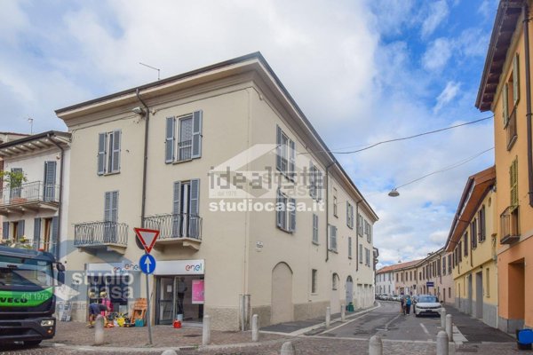 appartamento in vendita a Lodi in zona Città Bassa