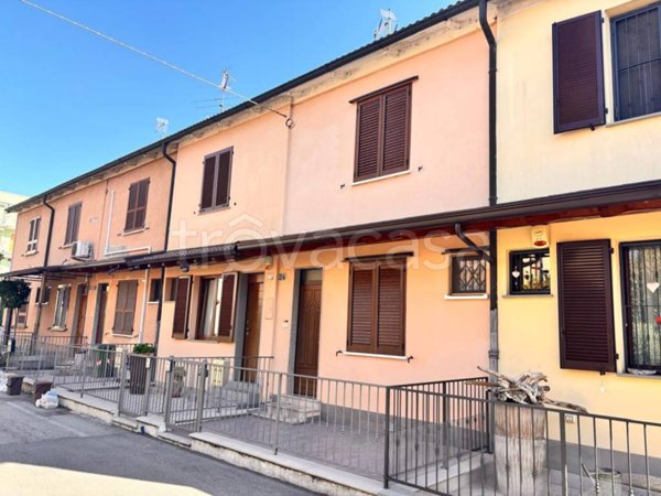casa indipendente in vendita a Lodi