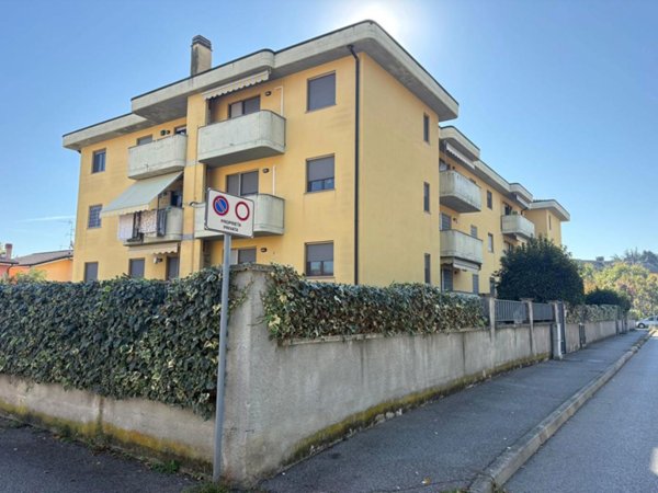 appartamento in vendita a Lodi in zona San Fereolo