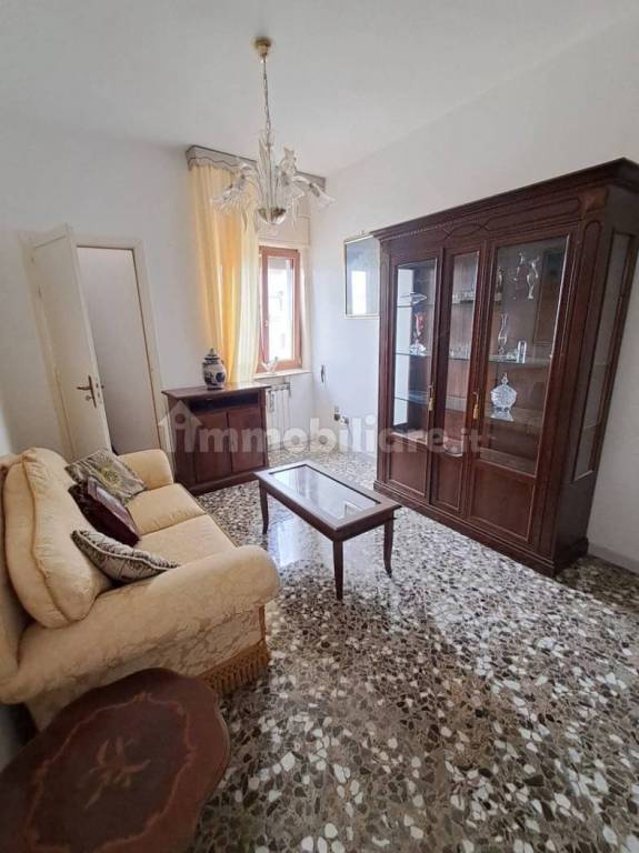 appartamento in vendita a Lodi in zona Centro Storico
