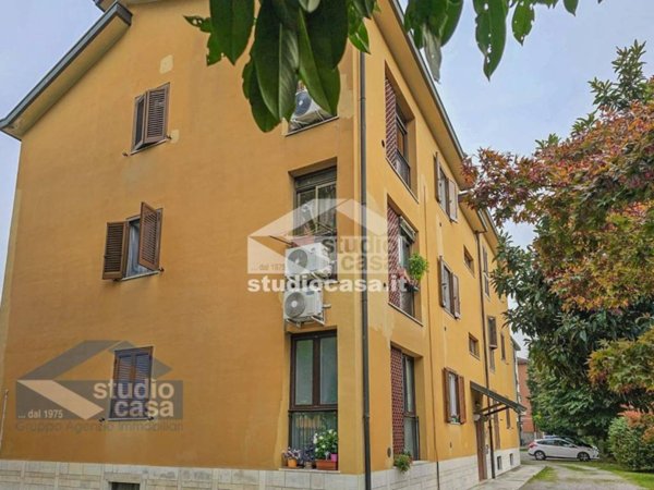 appartamento in vendita a Lodi in zona Faustina