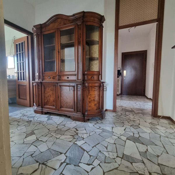 appartamento in vendita a Lodi in zona Corso Mazzini