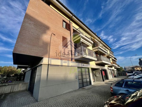 appartamento in vendita a Lodi in zona San Fereolo