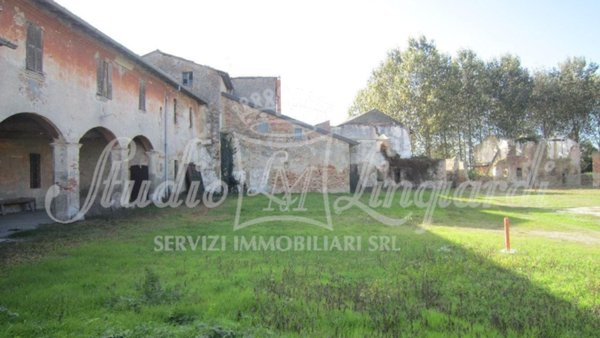 casa indipendente in vendita a Lodi in zona Centro Storico