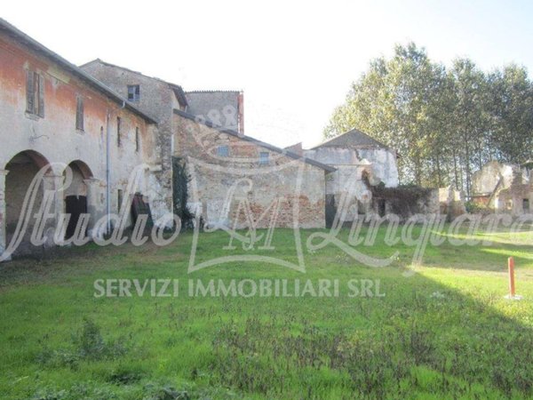 casa indipendente in vendita a Lodi in zona Centro Storico