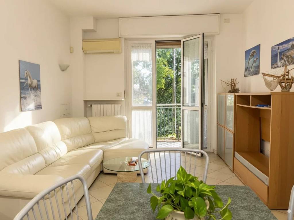 appartamento in vendita a Lodi in zona Piazza Albarola