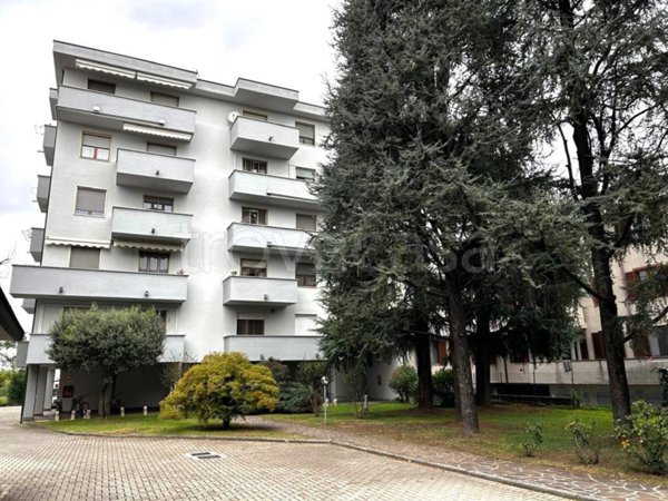 appartamento in vendita a Lodi in zona Fanfani