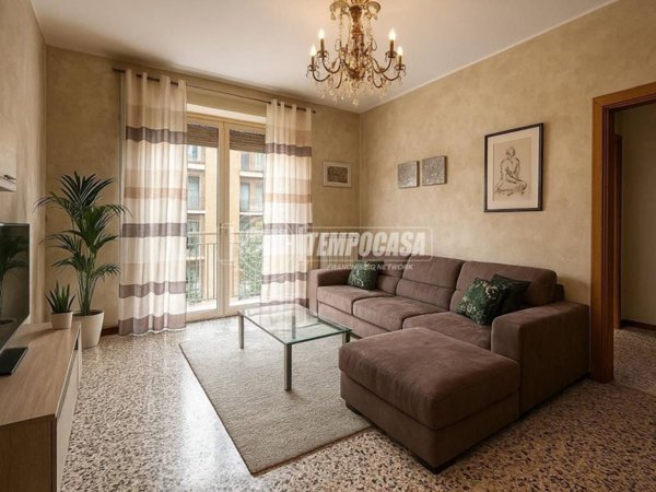 appartamento in vendita a Lodi in zona San Fereolo