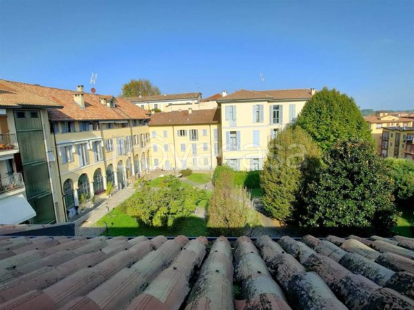 appartamento in vendita a Lodi in zona Centro Storico