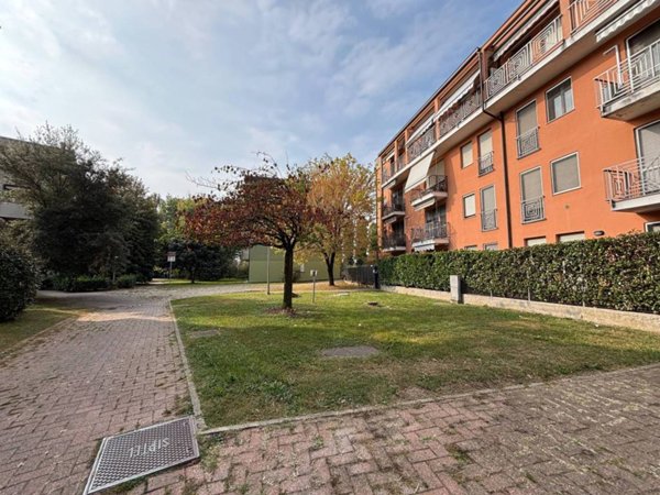 appartamento in vendita a Lodi in zona Piazza Albarola