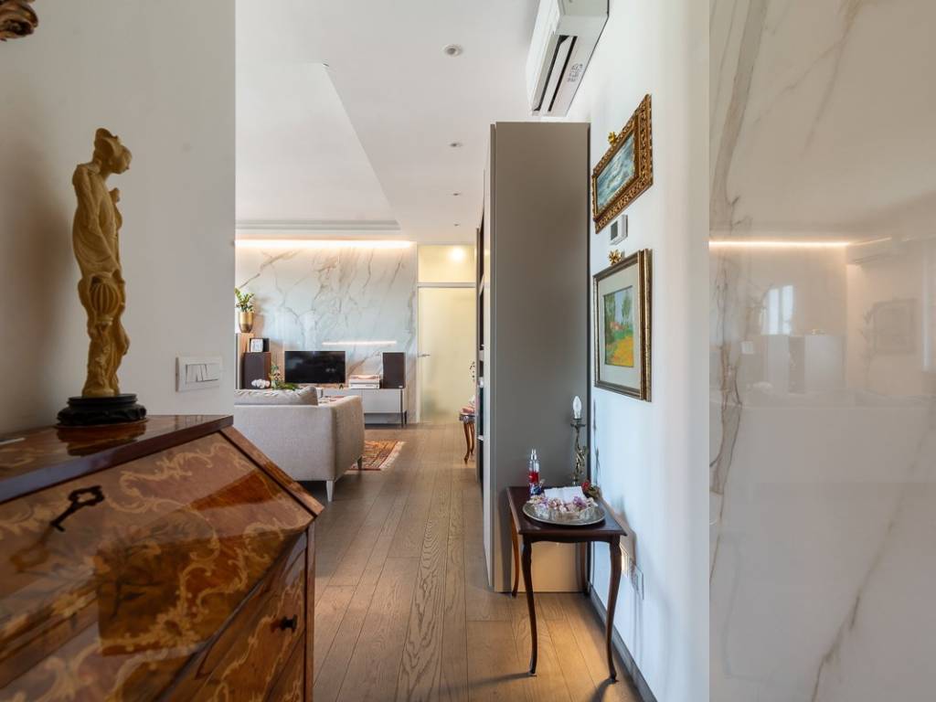 appartamento in vendita a Lodi in zona Città Bassa