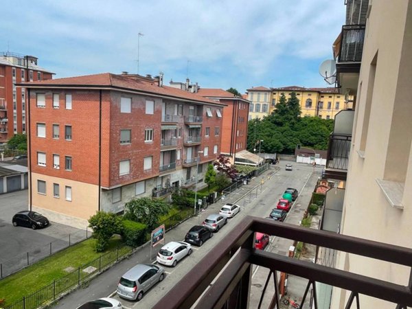 appartamento in vendita a Lodi in zona Città Bassa
