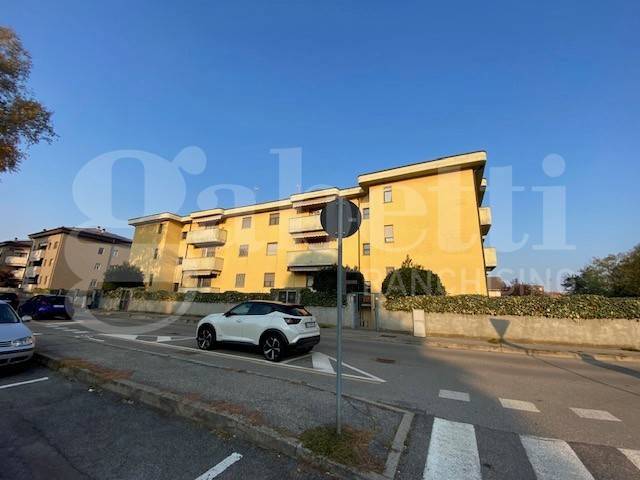 appartamento in vendita a Lodi in zona San Fereolo